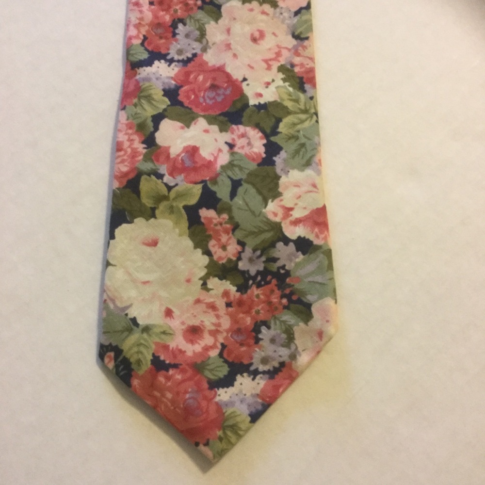 NECKTIE FLORAL PRINT / Navy background - Picture 2 of 4